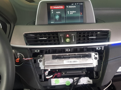Εγκατάσταση CarPlay της Unique Auto σε BMW X2 F39 2019.