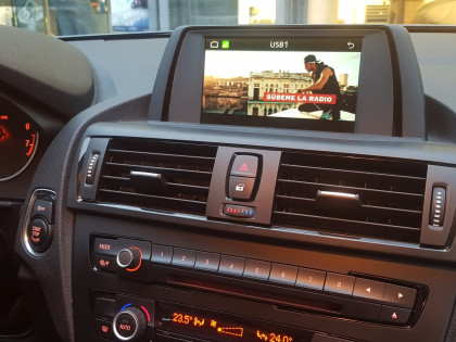 Εγκατάσταση Wireless Apple CarPlay, Media Player και Android Auto σε BMW 1 Series F20.