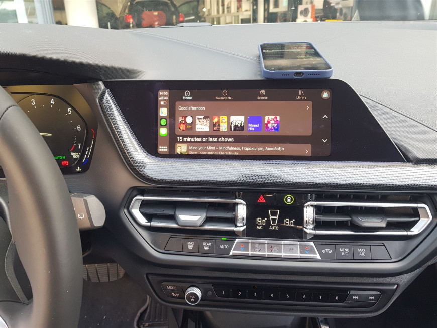 Εγκατάσταση Apple CarPlay και Android Auto σε BMW 1 Series 2022.