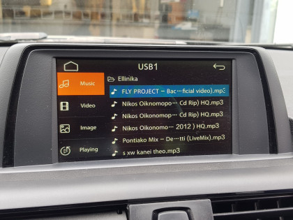 Εγκατάσταση Wireless Apple CarPlay, Android Auto και κάμερα οπισθοπορείας σε BMW F20 1 Series.