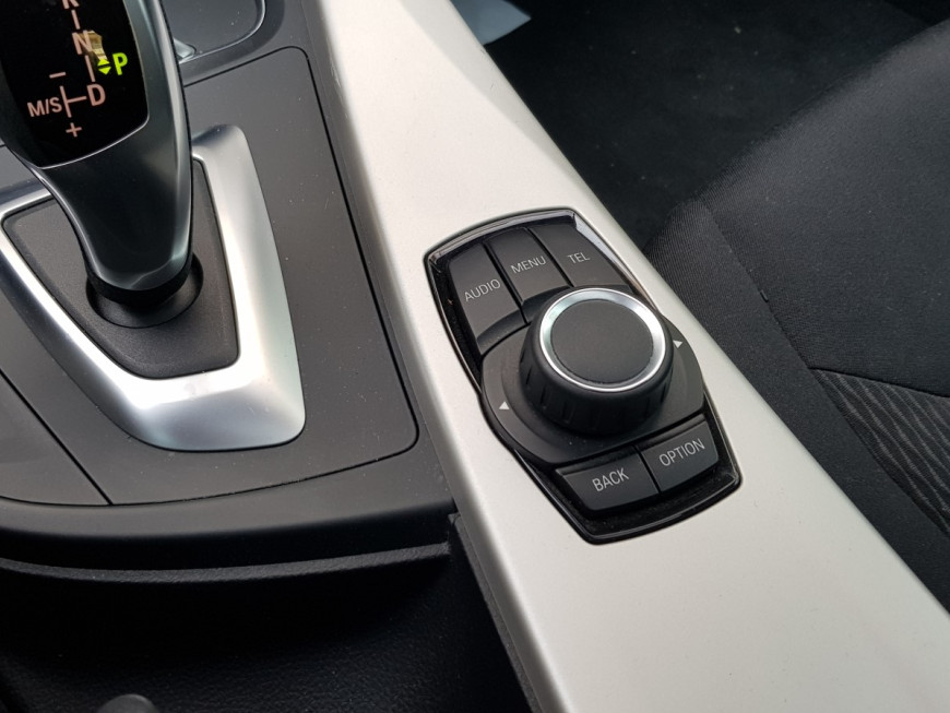 Εγκατάσταση Apple CarPlay σε BMW 420 F32.