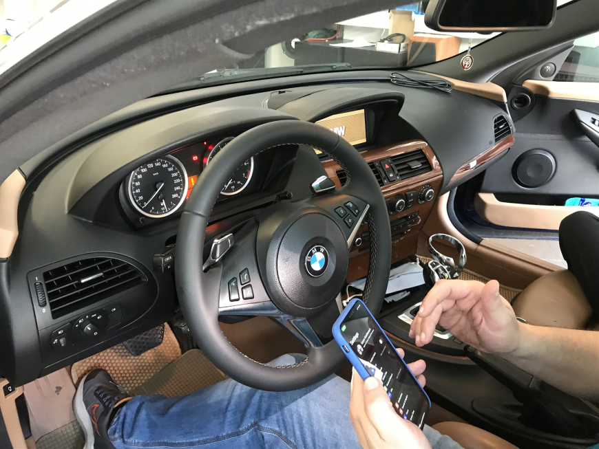 Εγκατάσταση Wireless CarPlay, Android Auto & Media Player σε BMW 6 Series E63 (CCC).