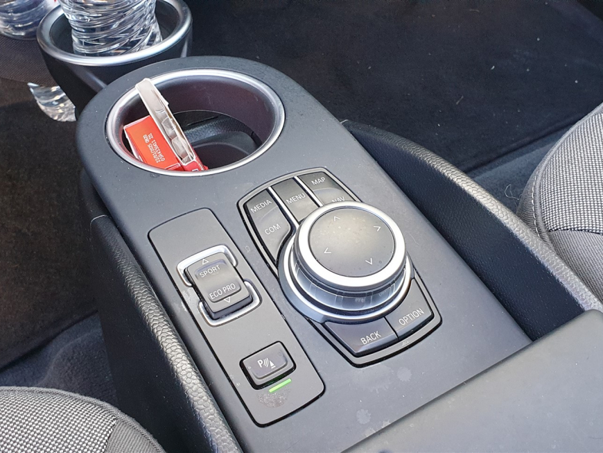 Εγκατάσταση Wireless CarPlay, Android Auto, Rear Camera & Media Player σε BMW i3   I01