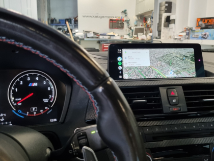 Εγκατάσταση Wireless CarPlay, Android Auto, Rear Camera & Media Player σε BMW M2 F87.