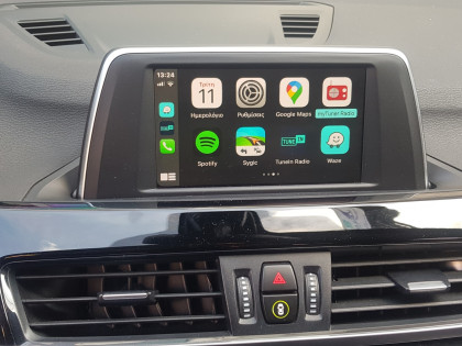 Εγκατάσταση Wireless Apple CarPlay, Android Auto και Rear Camera με Dynamic Guides σε BMW X1 F48.