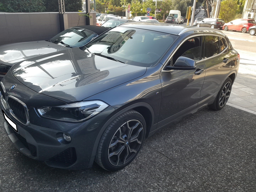 Εγκατάσταση Apple CarPlay, ασύρματο Android Auto, Media Player και κάμερα οπισθοπορείας σε BMW X2 F39.