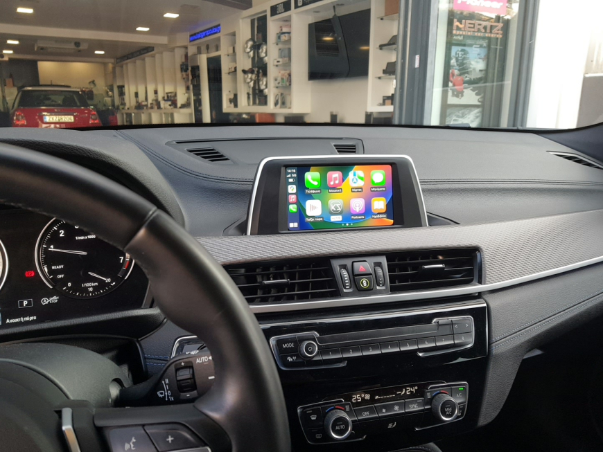 Εγκατάσταση Apple CarPlay, ασύρματο Android Auto, Media Player και κάμερα οπισθοπορείας σε BMW X2 F39.