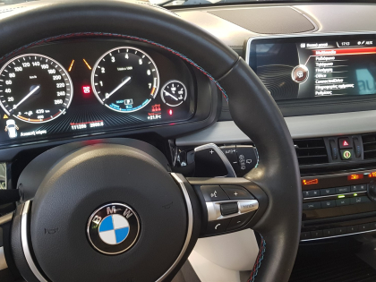 Εγκατάσταση Apple CarPlay, ασύρματο Android Auto, Media Player σε BMW X5 F15.