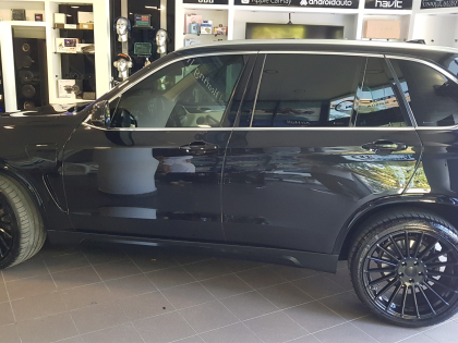 Εγκατάσταση Apple CarPlay, ασύρματο Android Auto, Media Player σε BMW X5 F15.