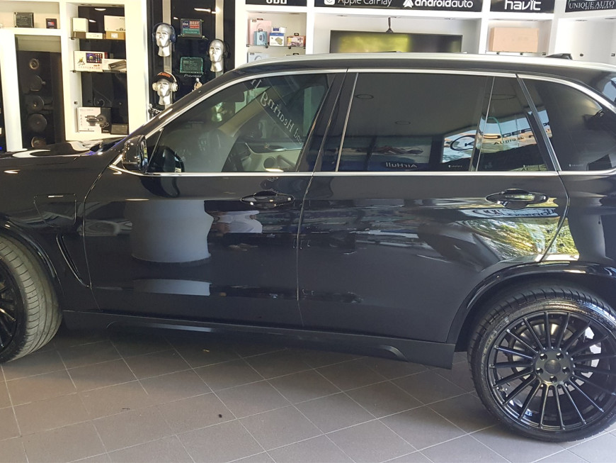 Εγκατάσταση Apple CarPlay, ασύρματο Android Auto, Media Player σε BMW X5 F15.