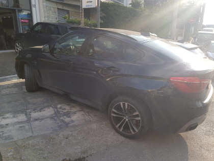 Εγκατάσταση Apple CarPlay και Android Auto σε BMW X6 M F86 (2014–2019).