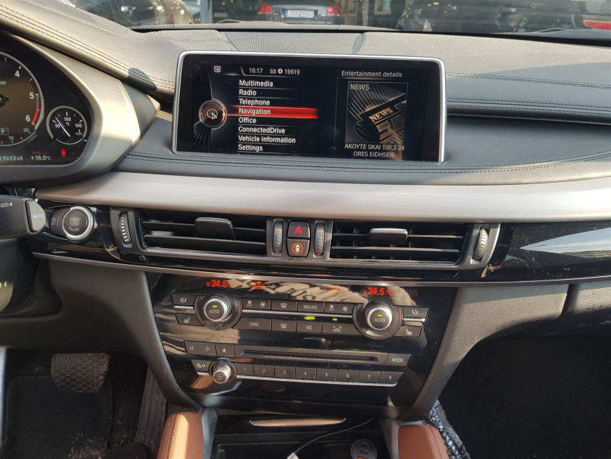 Εγκατάσταση Apple CarPlay και Android Auto σε BMW X6 M F86 (2014–2019).