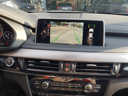Εγκατάσταση Apple CarPlay και Android Auto σε BMW X6 M F86 (2014–2019).