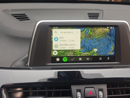 Εγκατάσταση Apple CarPlay Wireless και Android Auto σε BMW X1 F48.