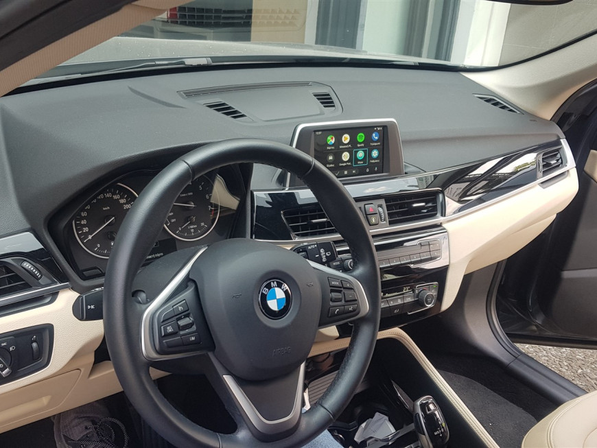 Εγκατάσταση Apple CarPlay Wireless και Android Auto σε BMW X1 F48.
