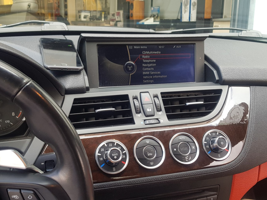 Εγκατάσταση Wireless Apple CarPlay, Media Player και Android Auto σε BMW Z4 E89.