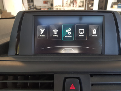 Εγκατάσταση με Apple CarPlay & Android Auto σε BMW 1 Series F20.