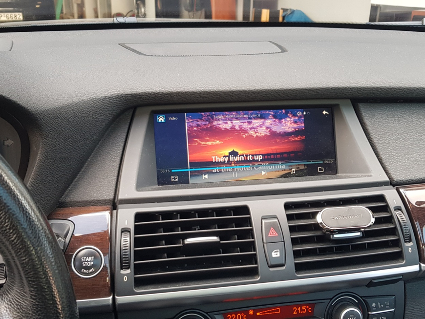 Εγκατάσταση Apple CarPlay, Android Auto & Rear Camera σε BMW X5 E70.