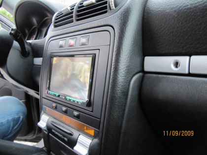 Εγκατάσταση Car cinema Kenwood DDX8024BT-Navibox σε Porsche Cayenne.