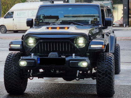 Εγκατάσταση προβολέων LED υψηλής απόδοσης σε Jeep Wrangler Gladiator Rubicon.