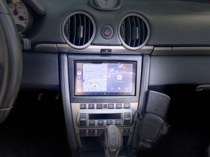 Εγκατάσταση οθόνης multimedia Alpine iLX-w650BT σε Porsche Boxter.