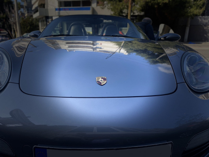 Εγκατάσταση οθόνης multimedia Alpine iLX-w650BT σε Porsche Boxter.