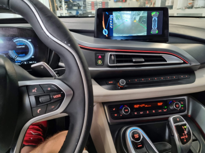 Εγκατάσταση Apple ασύρματου CarPlay / android auto στην εργοστασιακή οθόνη BMW i8.