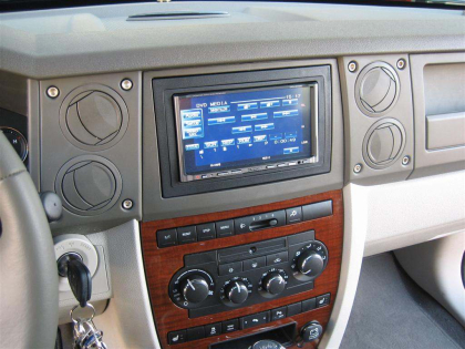 Εγκατάσταση Kenwood DDX 6029 σε Jeep Commander.