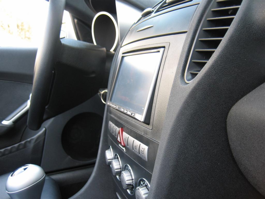 Εγκατάσταση Car Multimedia Kenwood DDX-6029 σε Mercedes SLK 200 (R171).