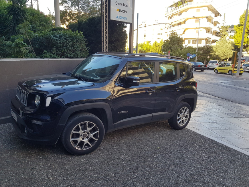 Εγκατάσταση Car Cinema – Digital IQ: Apple CarPlay & Android Auto σε Renegade 2021.