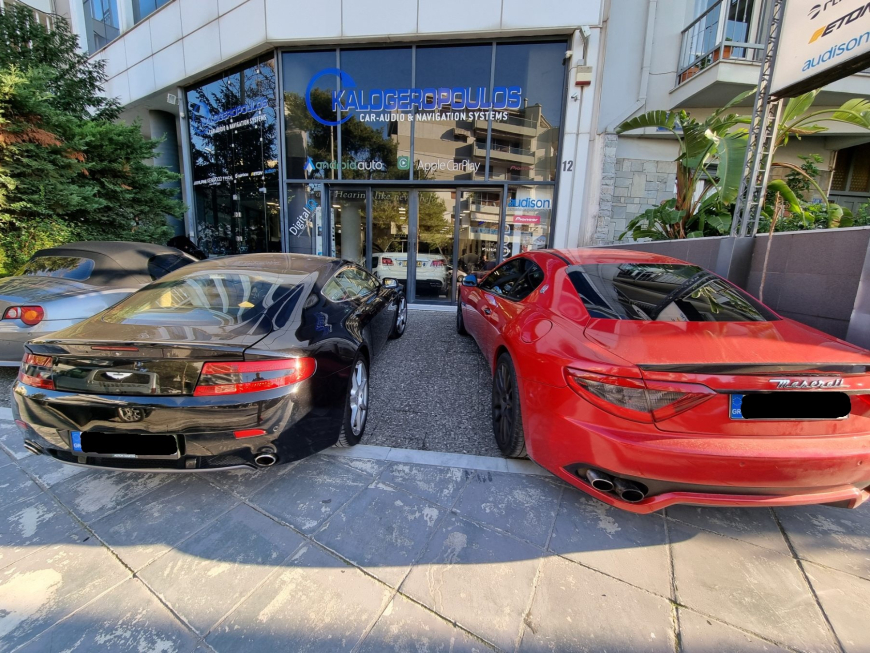 Εγκατάσταση Dension Bluetooth σε Aston Martin Vantage.