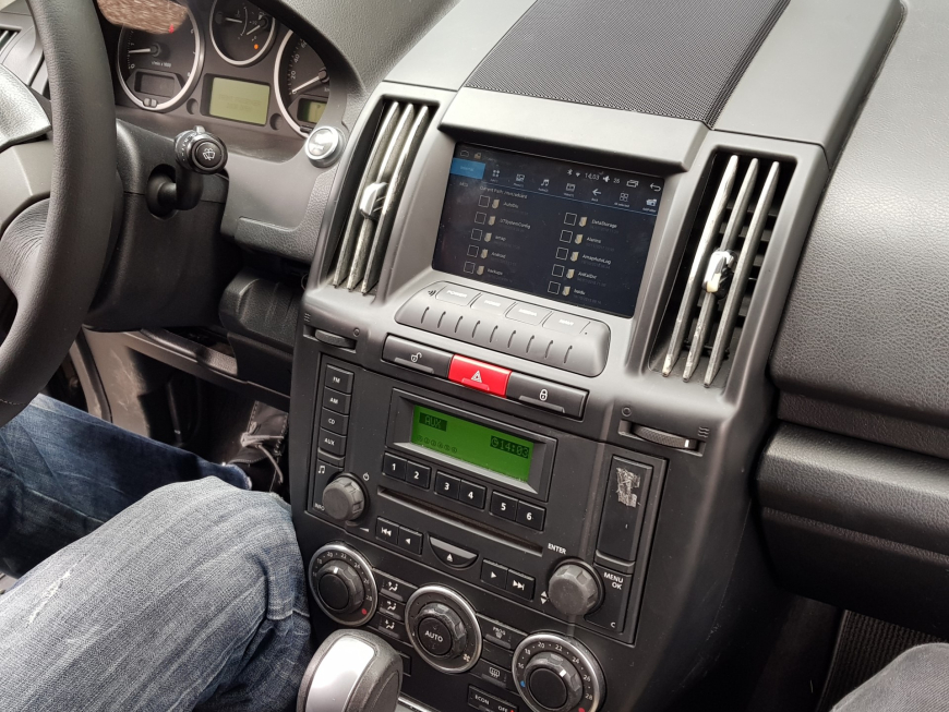 Εγκατάσταση Android System και Apple CarPlay σε Land Rover Freelander 2.