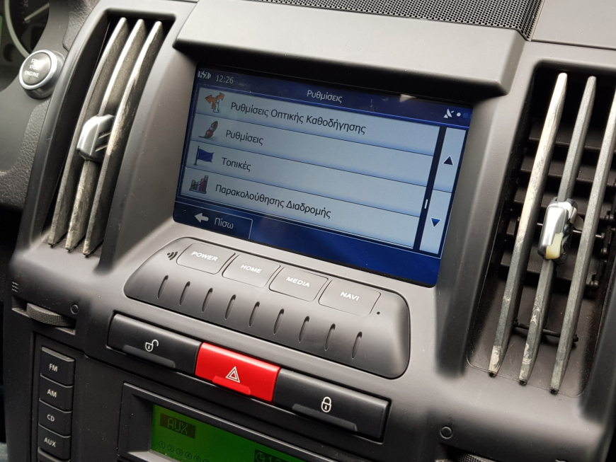 Εγκατάσταση Android System και Apple CarPlay σε Land Rover Freelander 2.