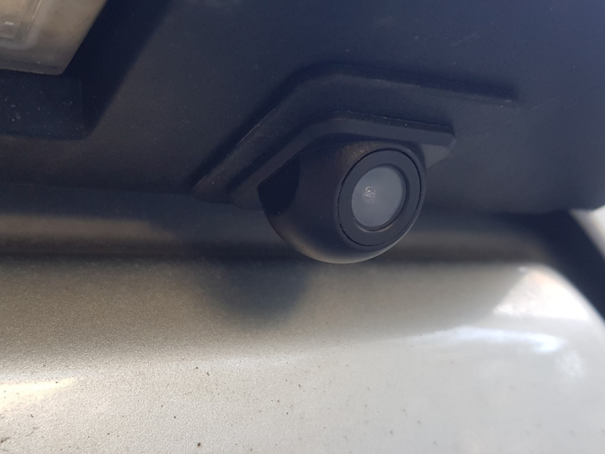 Εγκατάσταση Apple CarPlay, Android Auto, Rear Camera, Media Player, TV Tuner T2 και οθόνη 10,8" οροφής σε Land Rover Discovery 3 HSE