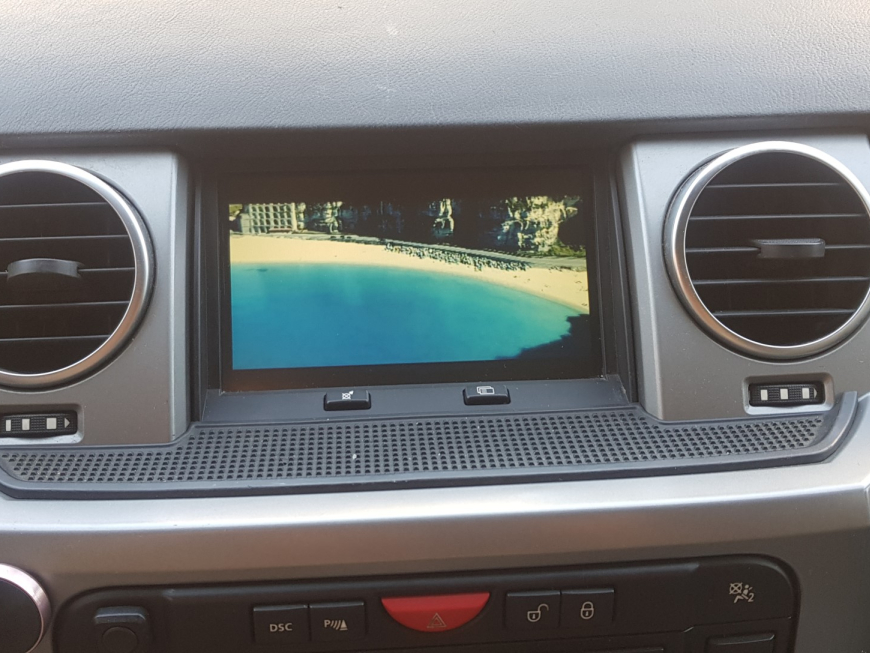 Εγκατάσταση Apple CarPlay, Android Auto, Rear Camera, Media Player, TV Tuner T2 και οθόνη 10,8" οροφής σε Land Rover Discovery 3 HSE