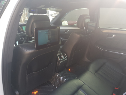 Εγκατάσταση συστήματος πολυμέσων σε Mercedes E-220 W212 Facelift.