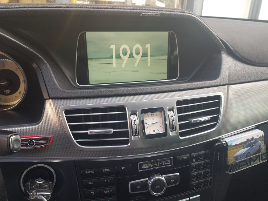 Εγκατάσταση συστήματος πολυμέσων σε Mercedes E-220 W212 Facelift.