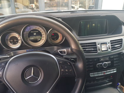 Εγκατάσταση συστήματος πολυμέσων σε Mercedes E-220 W212 Facelift.