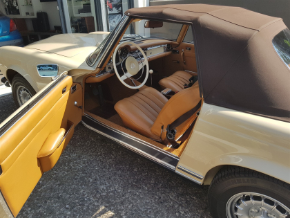 Εγκατάσταση Becker Mexico Radio σε Mercedes SL 280 Pagoda.