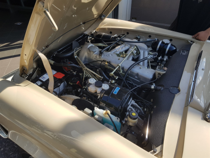 Εγκατάσταση Becker Mexico Radio σε Mercedes SL 280 Pagoda.