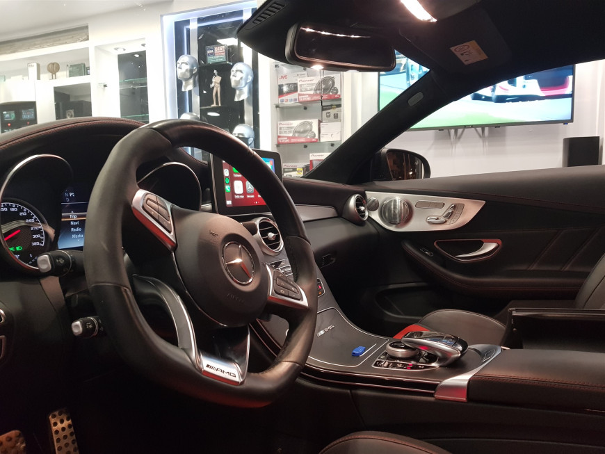 Εγκατάσταση Unique Auto Wireless Apple CarPlay & Android Auto σε Mercedes C63 AMG.