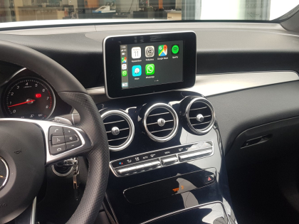 Εγκατάσταση Unique Auto Apple CarPlay, Android Auto και Media Player σε Mercedes GLC 250.