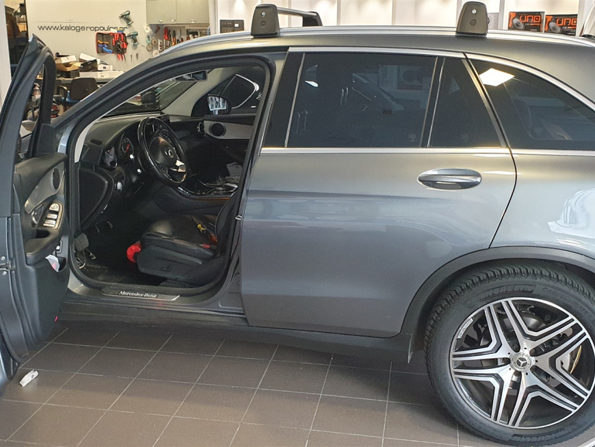 Εγκατάσταση Apple CarPlay, Android Auto & Focal Inside σε Mercedes GLC X-156.