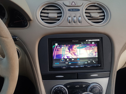Εγκατάσταση 2DIN Pioneer AVH-Z9200DAB σε Mercedes SL R230.
