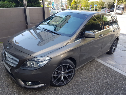 Εγκατάσταση συστήματος πολυμέσων σε Mercedes B-200 W242.