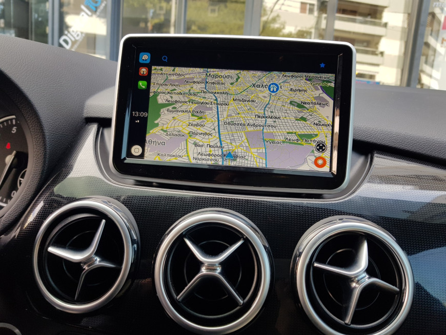 Εγκατάσταση συστήματος πολυμέσων σε Mercedes B-200 W242.
