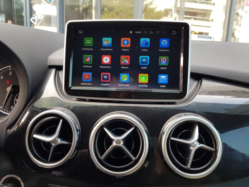 Εγκατάσταση συστήματος πολυμέσων σε Mercedes B-200 W242.
