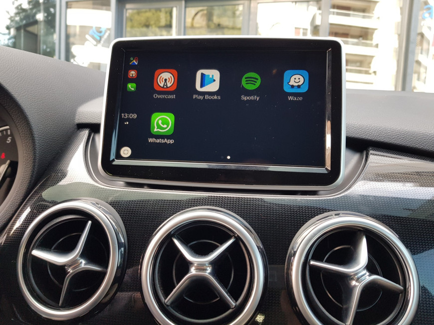 Εγκατάσταση συστήματος πολυμέσων σε Mercedes B-200 W242.