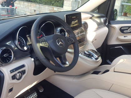 Εγκατάσταση Car Cinema 24" & TV Tuner σε Mercedes Vito 639 VIP.