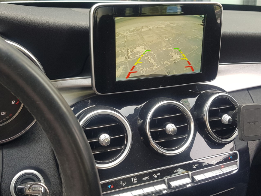 Εγκατάσταση Apple CarPlay της Unique Auto  σε Mercedes C180.